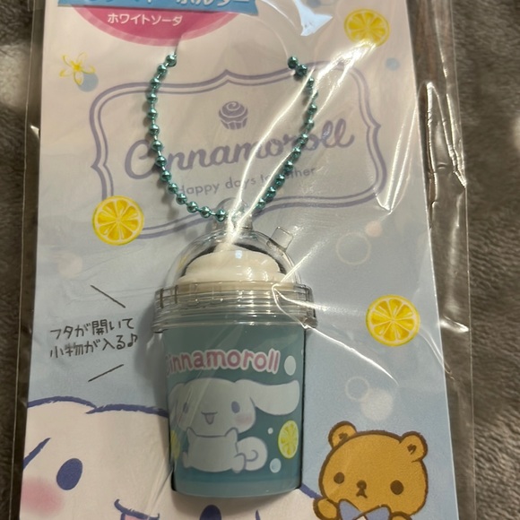 Sanrio Cinnamoroll Key Chain - Picture 2 of 6